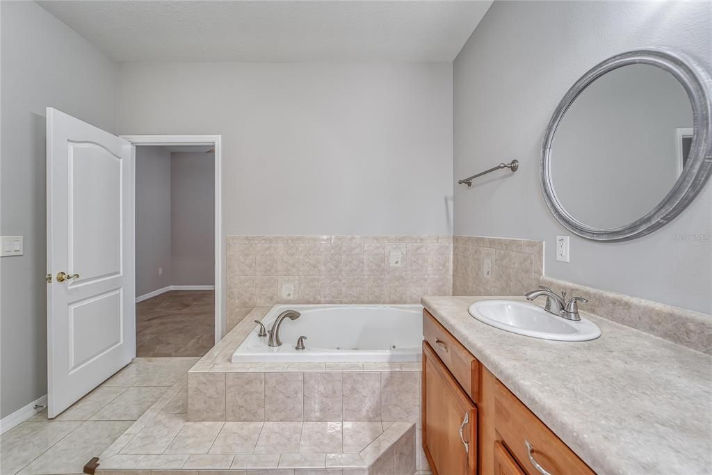 For Sale: $1,400,000 (4 beds, 3 baths, 3028 Square Feet)