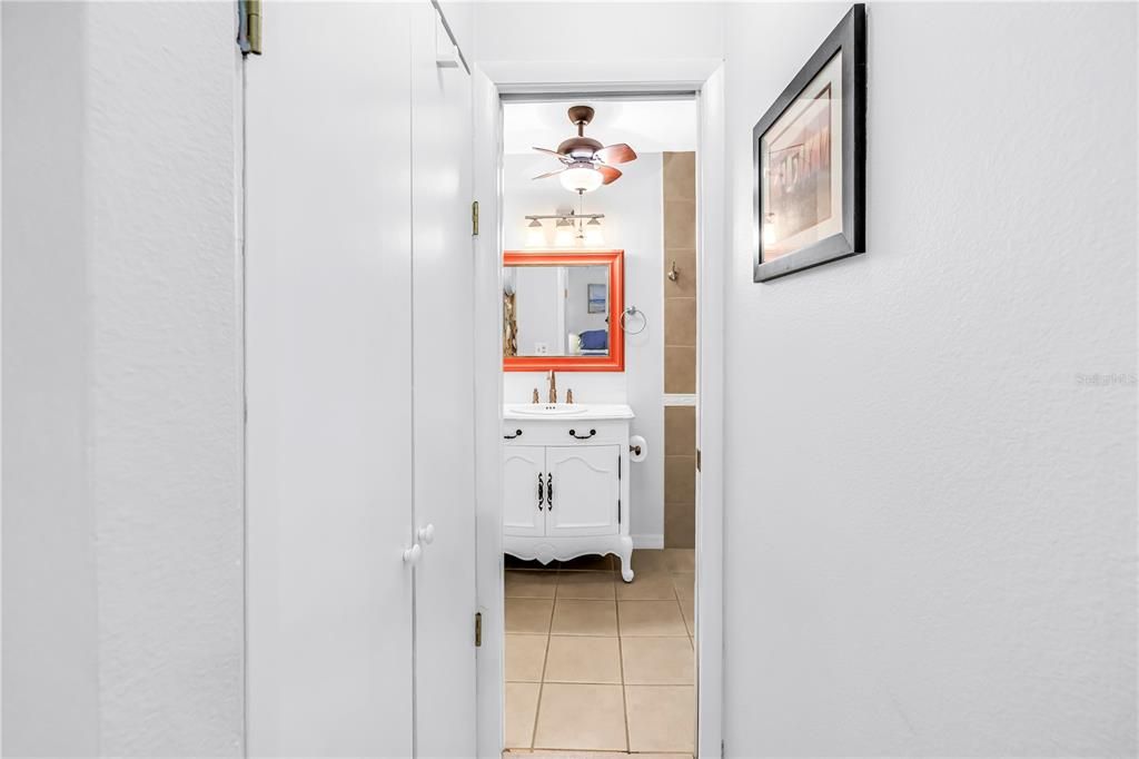 На продажу: $272,900 (2 спален, 2 ванн, 1495 Квадратных фут)