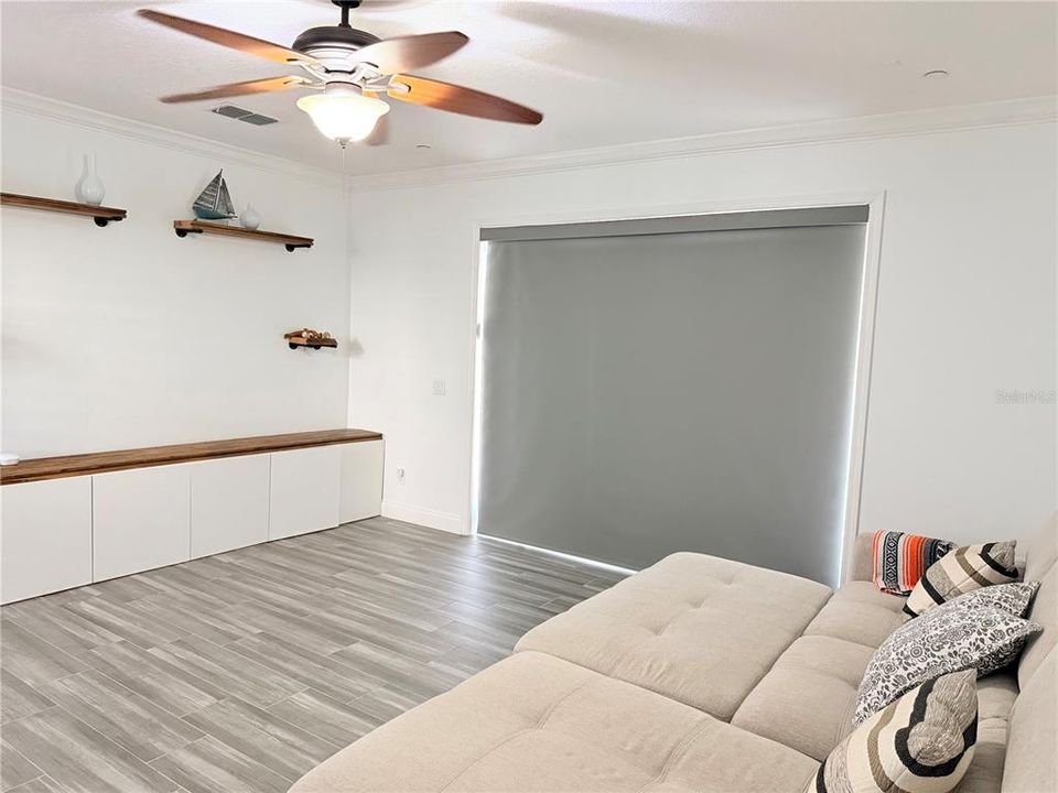 En Venta: $649,000 (4 camas, 3 baños, 2803 Pies cuadrados)