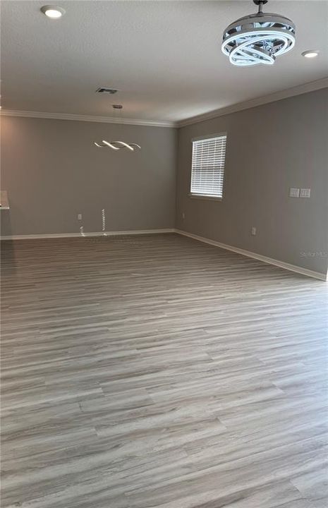 For Sale: $530,000 (4 beds, 3 baths, 3280 Square Feet)