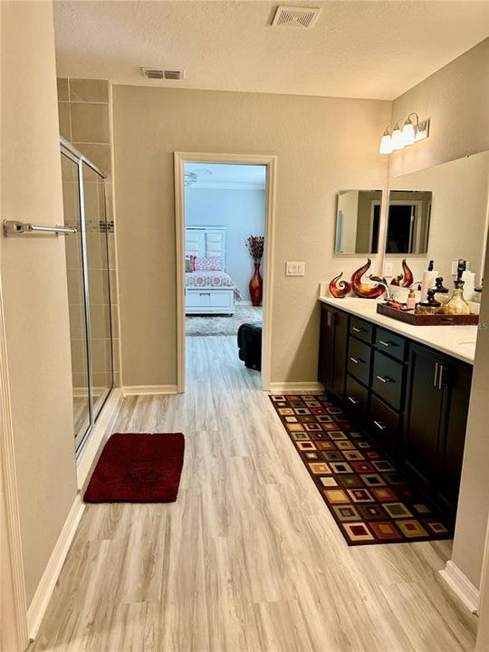 For Sale: $530,000 (4 beds, 3 baths, 3280 Square Feet)