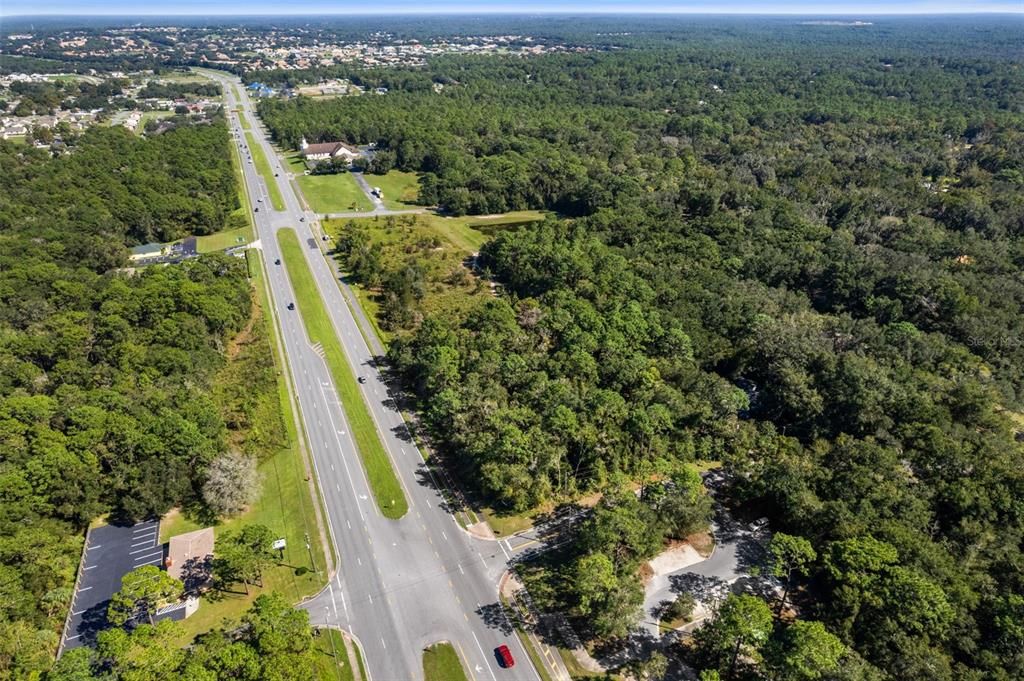 На продажу: $1,325,000 (1.42 acres)