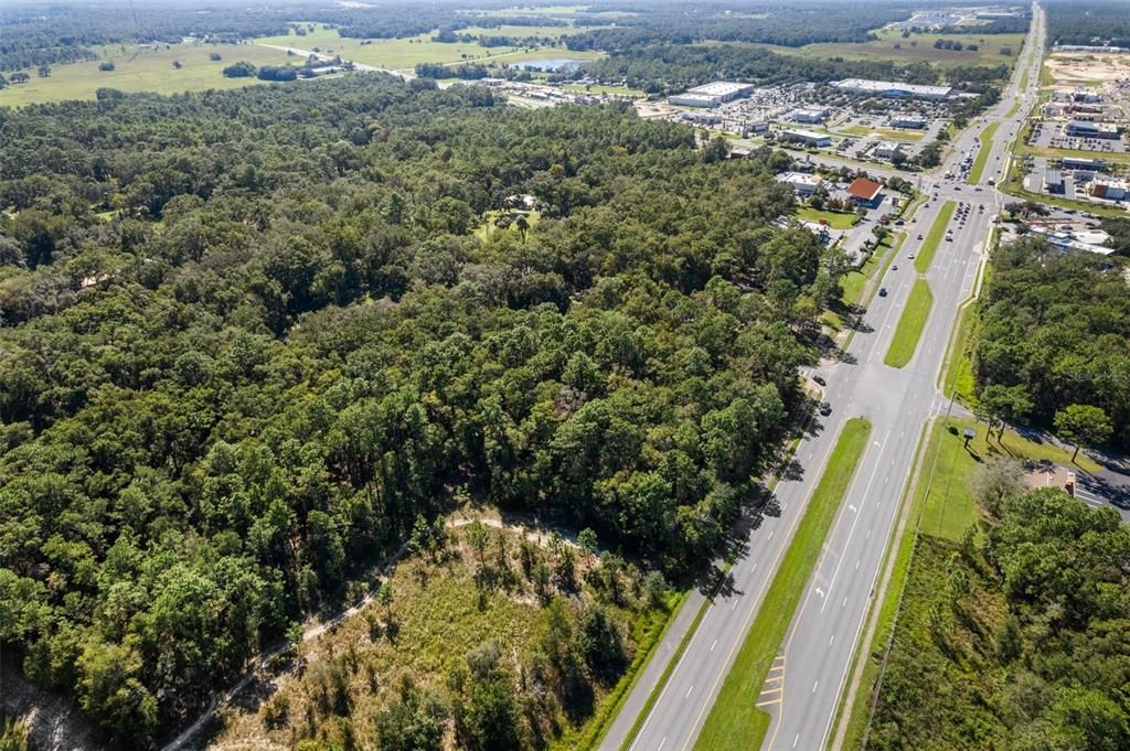 На продажу: $1,325,000 (1.42 acres)