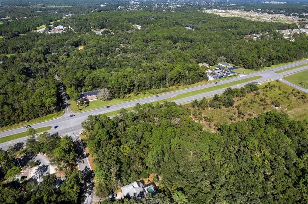 На продажу: $1,325,000 (1.42 acres)