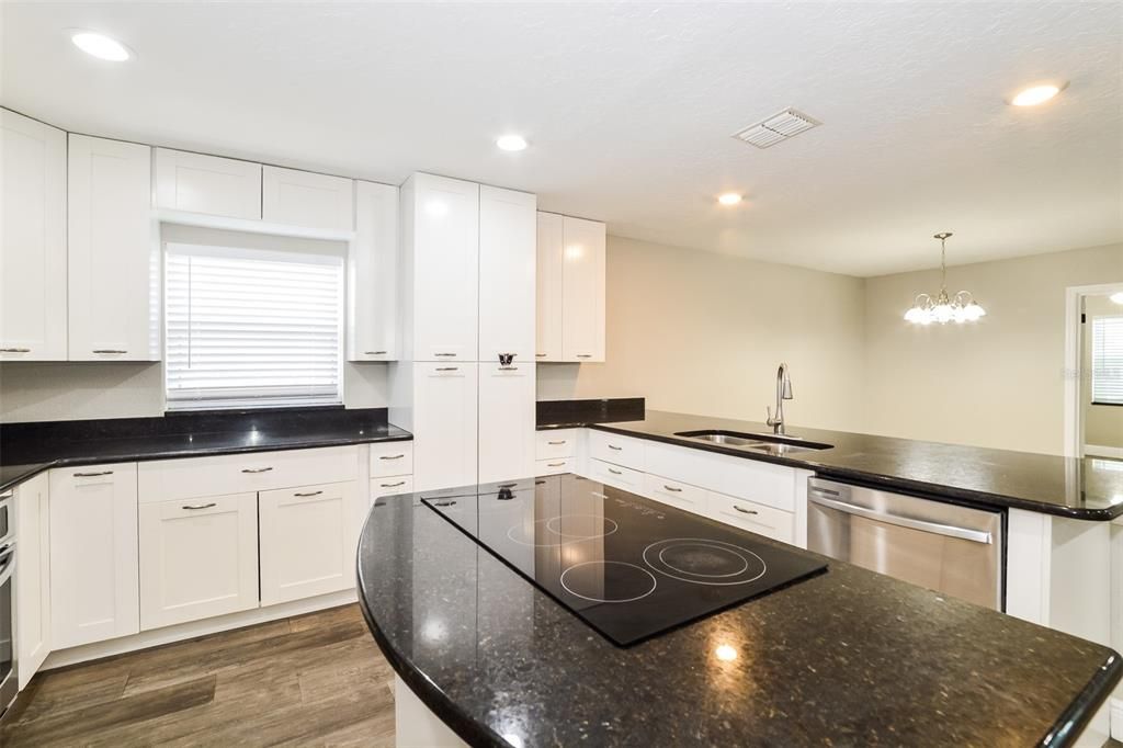 For Sale: $400,000 (3 beds, 2 baths, 2016 Square Feet)