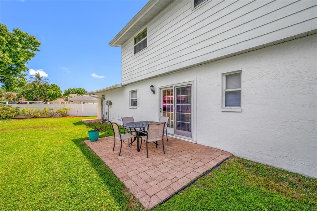 En Venta: $489,900 (4 camas, 2 baños, 1612 Pies cuadrados)
