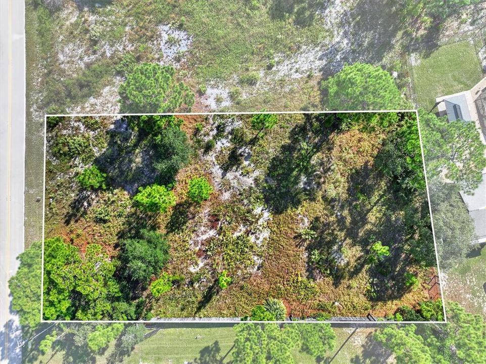 En Venta: $59,900 (0.60 acres)