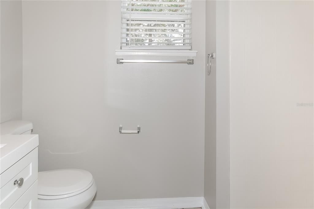 For Sale: $255,000 (3 beds, 2 baths, 1515 Square Feet)