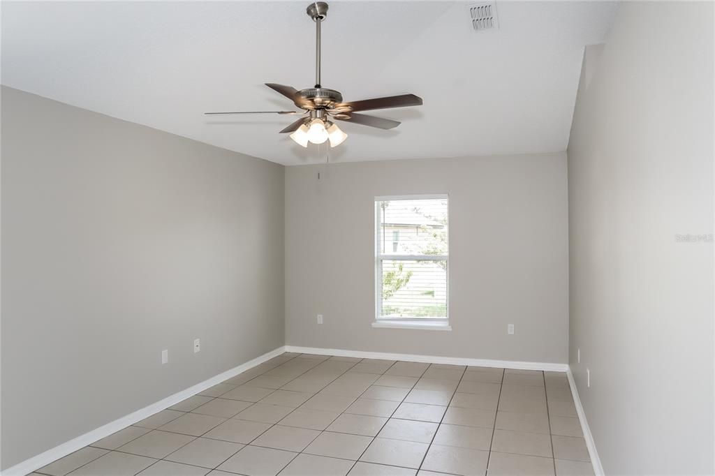 For Sale: $255,000 (3 beds, 2 baths, 1515 Square Feet)