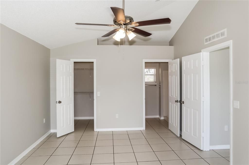 For Sale: $255,000 (3 beds, 2 baths, 1515 Square Feet)