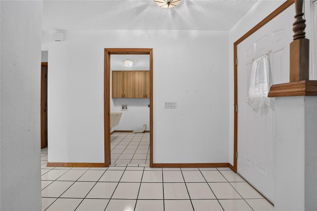 На продажу: $229,900 (2 спален, 2 ванн, 1579 Квадратных фут)