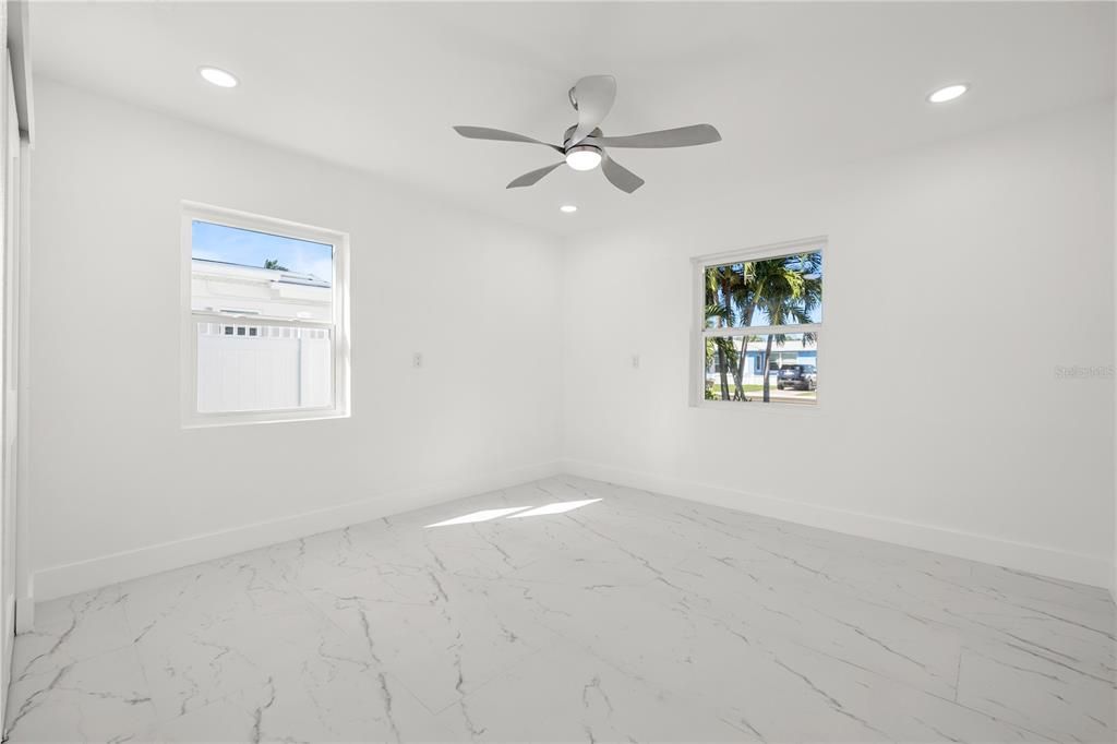 For Sale: $995,000 (3 beds, 2 baths, 1764 Square Feet)