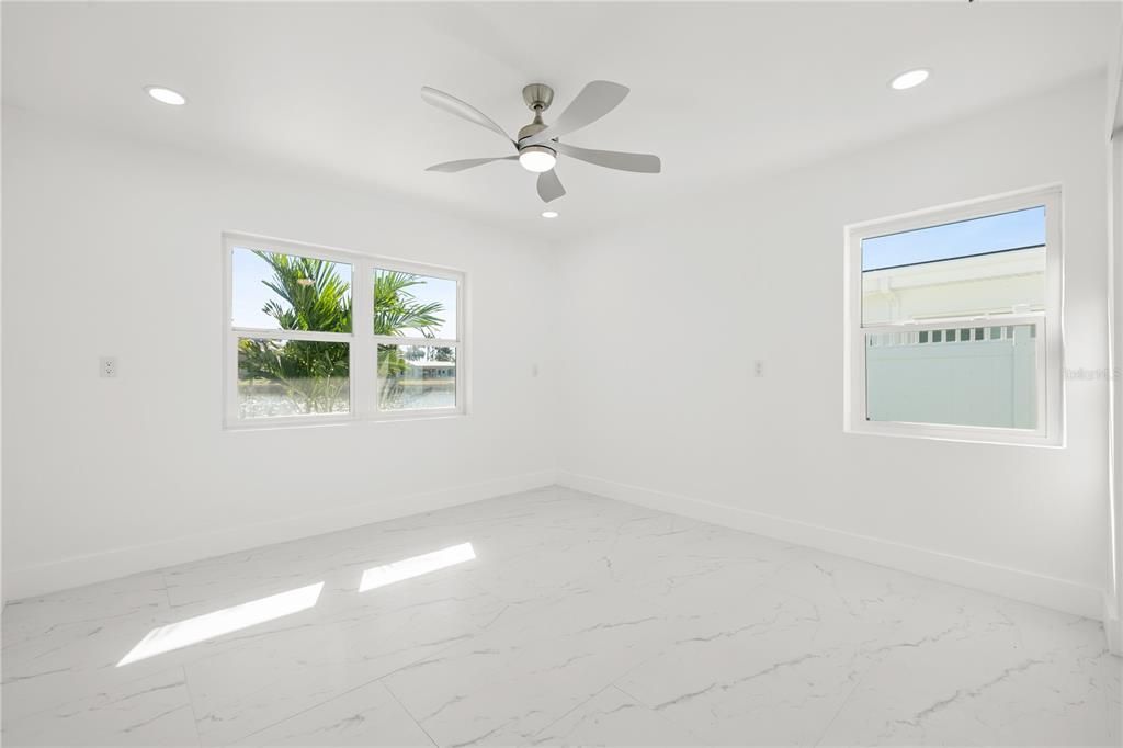 For Sale: $995,000 (3 beds, 2 baths, 1764 Square Feet)