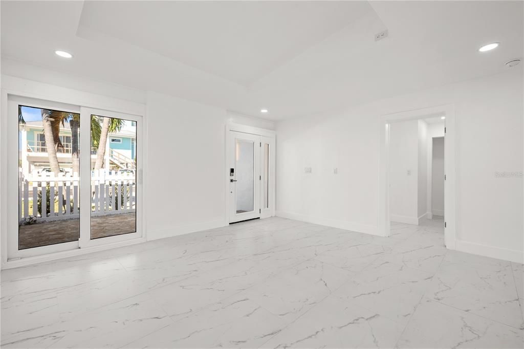 For Sale: $995,000 (3 beds, 2 baths, 1764 Square Feet)