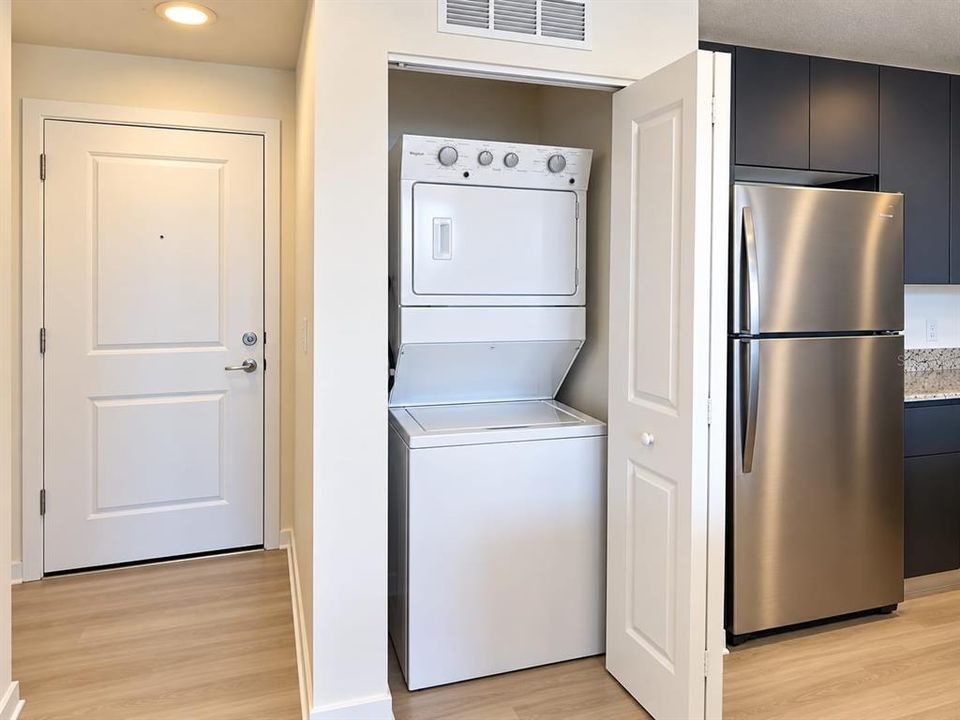 For Rent: $1,550 (1 beds, 1 baths, 750 Square Feet)