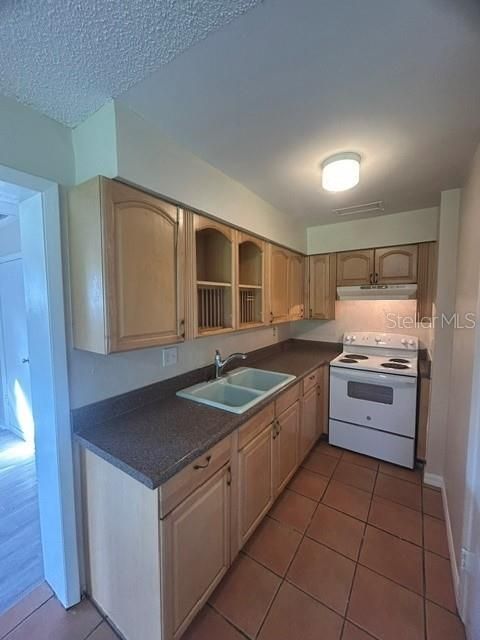 En Renta: $1,795 (3 camas, 1 baños, 1337 Pies cuadrados)