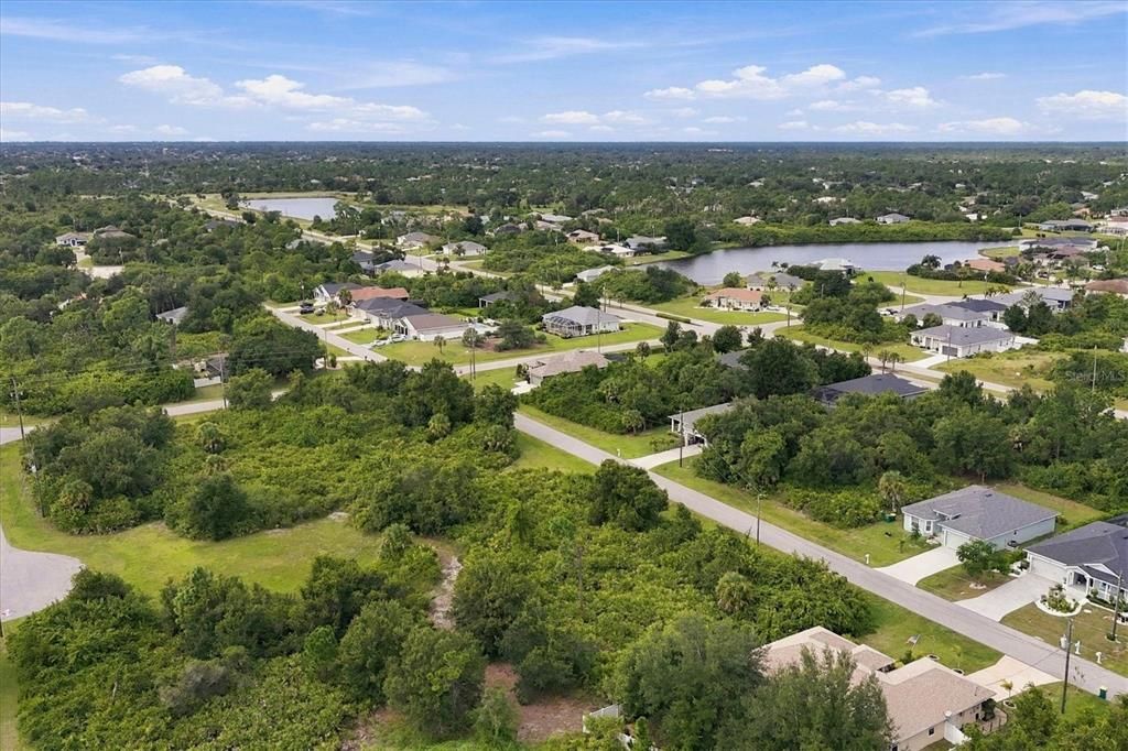 待售: $30,000 (0.22 acres)