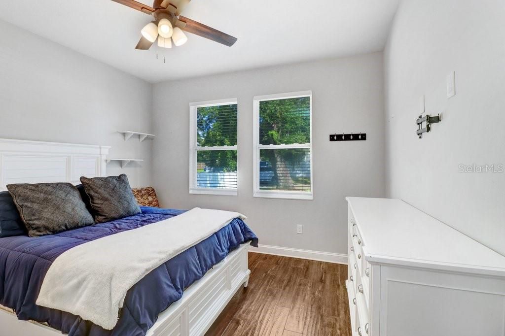 For Sale: $649,900 (4 beds, 2 baths, 2152 Square Feet)