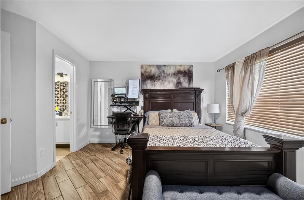 En Venta: $169,999 (2 camas, 2 baños, 820 Pies cuadrados)