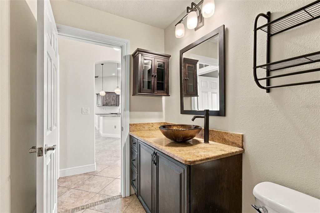 For Sale: $345,000 (3 beds, 2 baths, 2020 Square Feet)