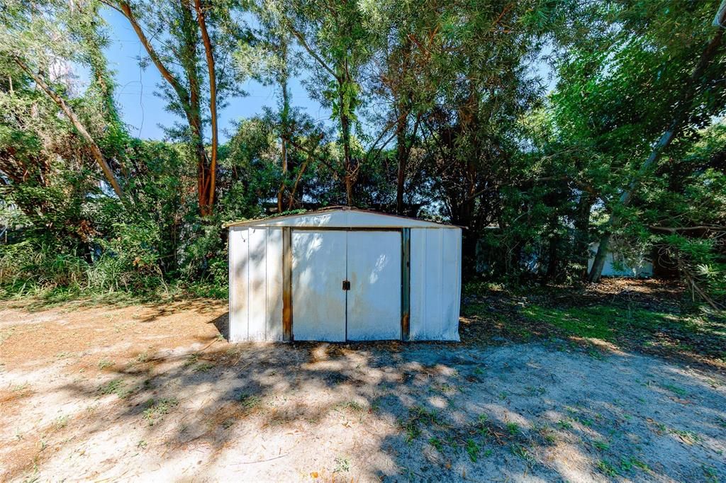 На продажу: $325,000 (2 спален, 1 ванн, 1114 Квадратных фут)