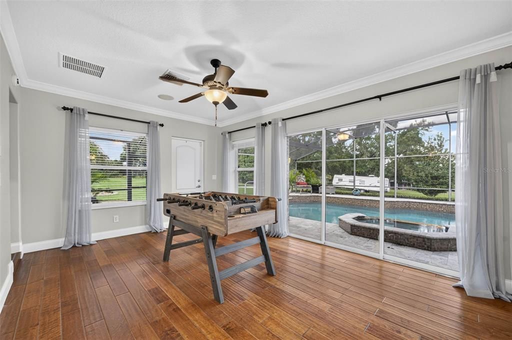 For Sale: $724,900 (3 beds, 2 baths, 2506 Square Feet)