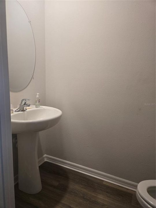 В аренду: $2,300 (3 спален, 2 ванн, 1460 Квадратных фут)