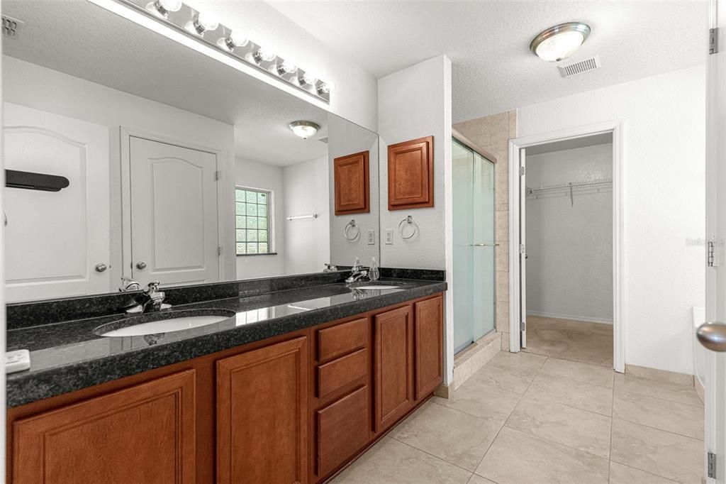 For Sale: $459,000 (4 beds, 2 baths, 2320 Square Feet)