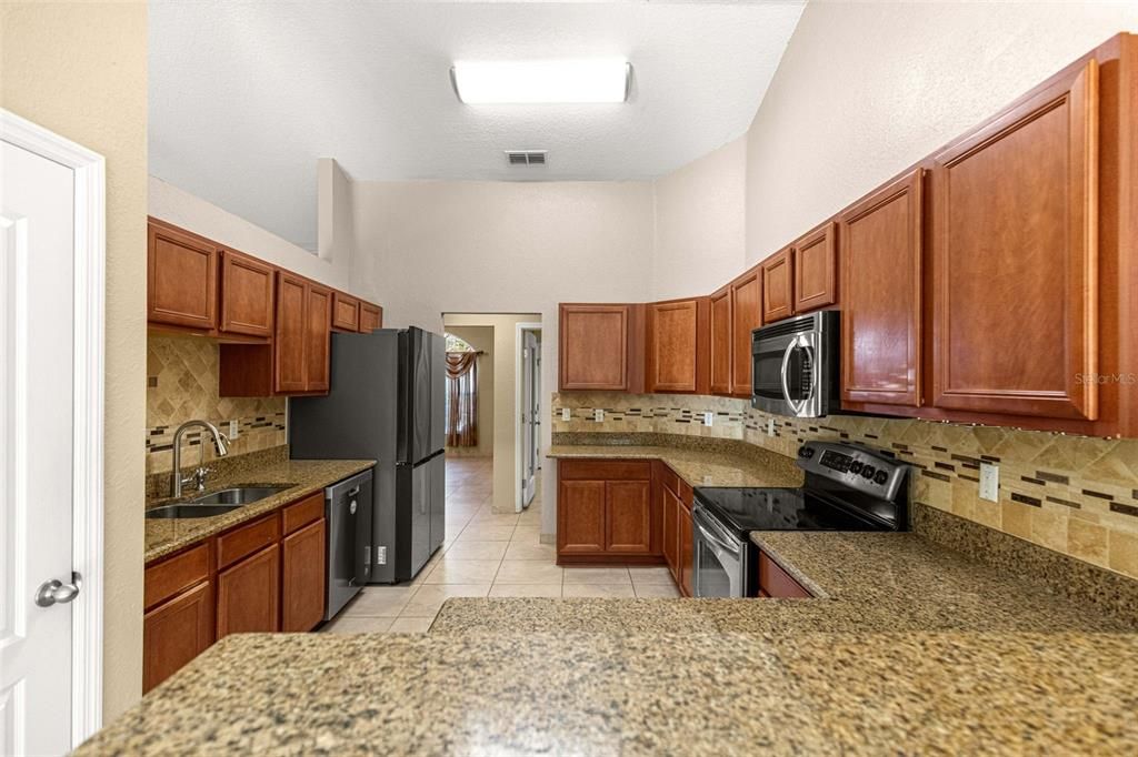 For Sale: $459,000 (4 beds, 2 baths, 2320 Square Feet)