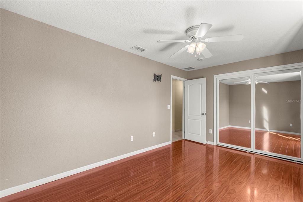 For Sale: $459,000 (4 beds, 2 baths, 2320 Square Feet)