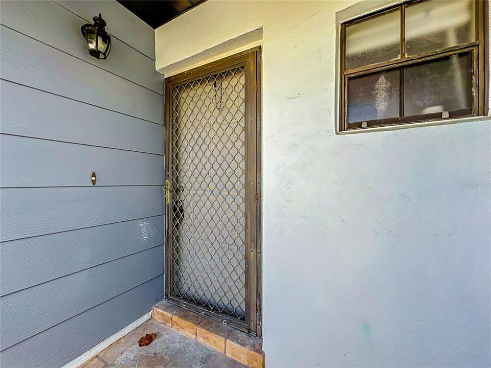 For Sale: $310,000 (2 beds, 2 baths, 1310 Square Feet)