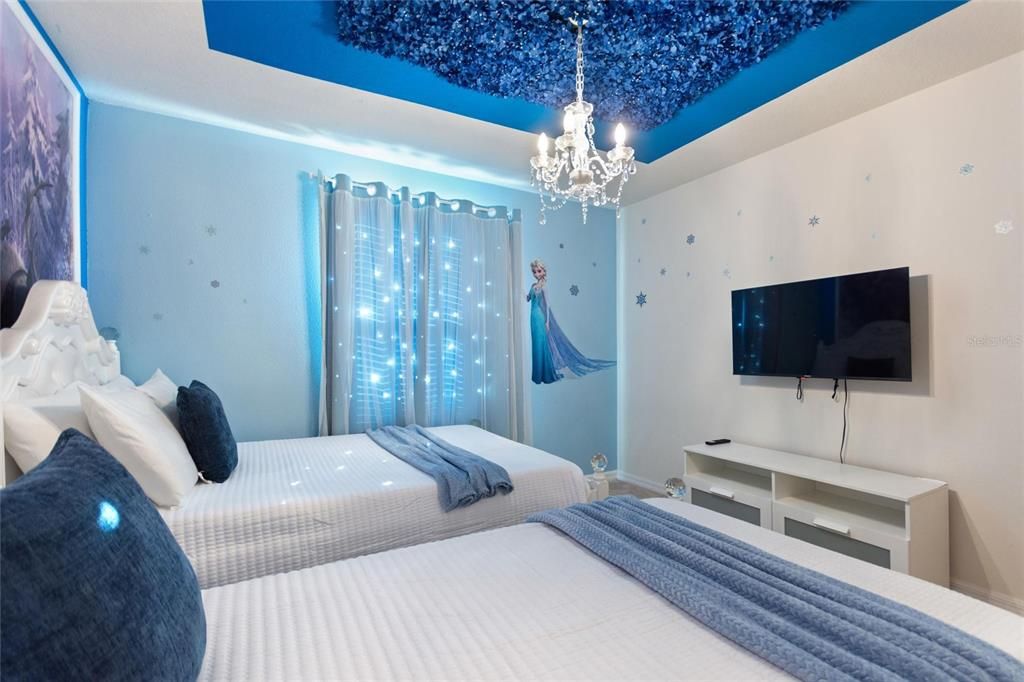 En Venta: $549,000 (7 camas, 5 baños, 3370 Pies cuadrados)