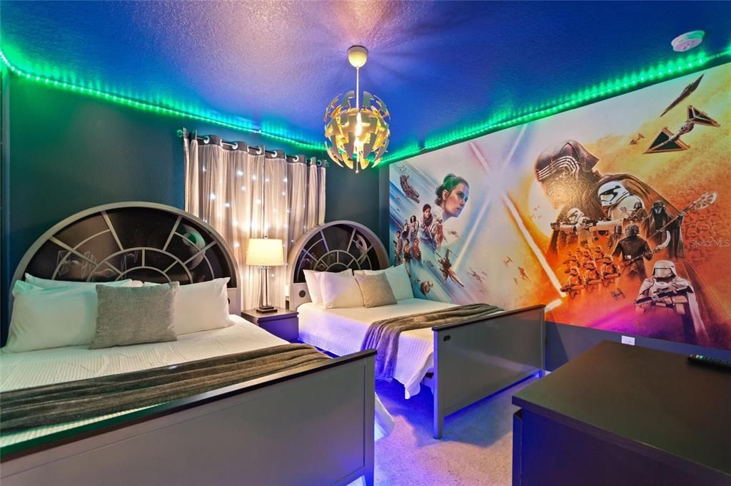 En Venta: $549,000 (7 camas, 5 baños, 3370 Pies cuadrados)