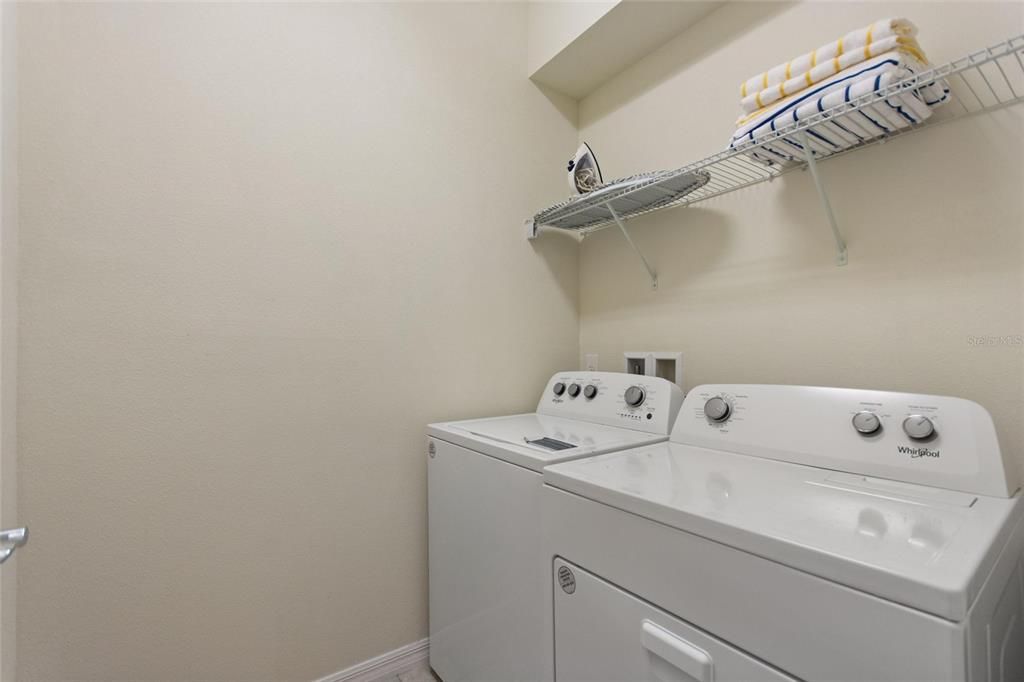 En Venta: $549,000 (7 camas, 5 baños, 3370 Pies cuadrados)