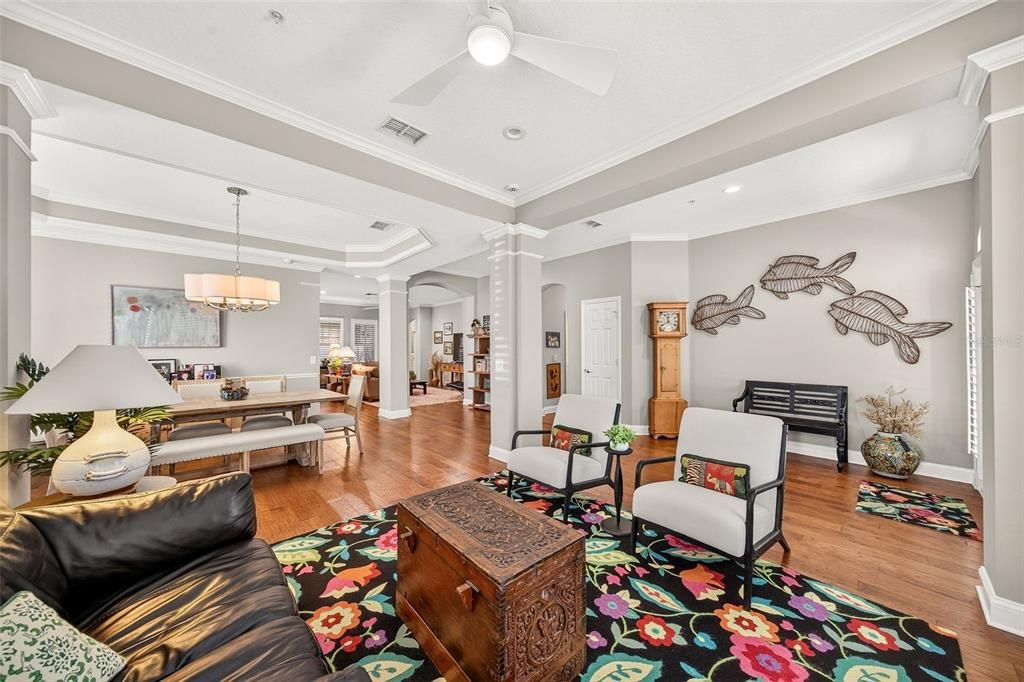 For Sale: $1,299,000 (3 beds, 2 baths, 2662 Square Feet)