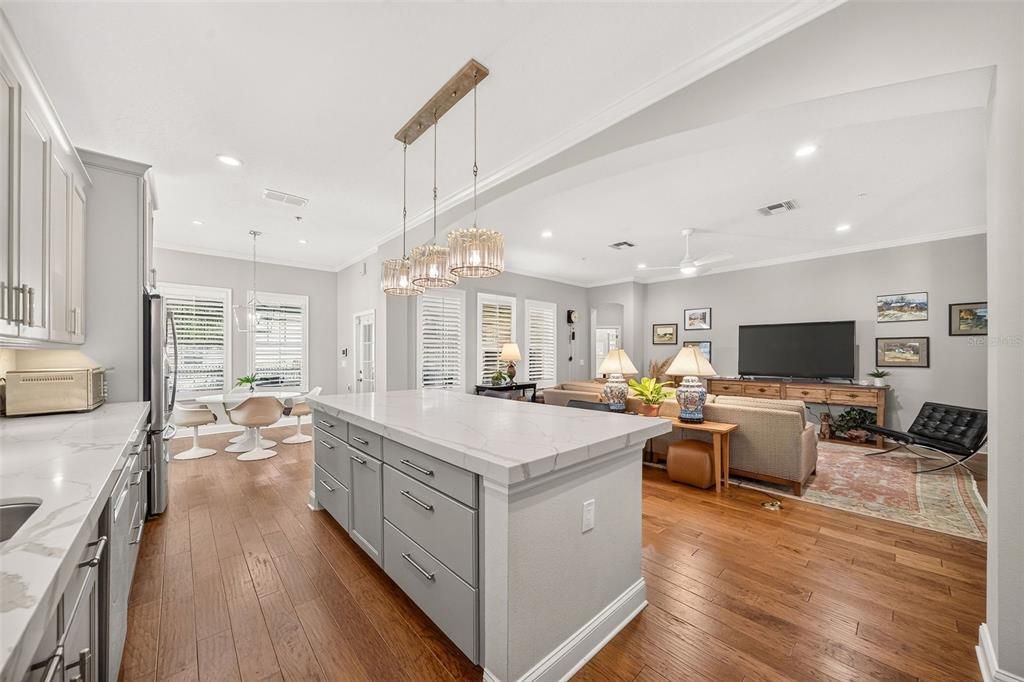 For Sale: $1,299,000 (3 beds, 2 baths, 2662 Square Feet)