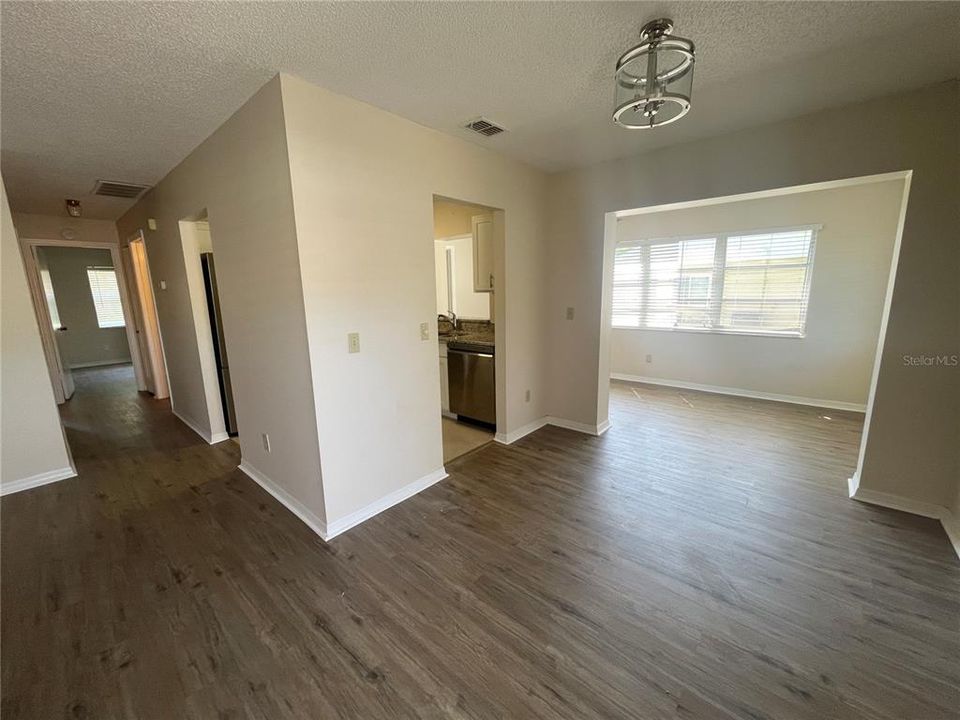В аренду: $1,875 (2 спален, 2 ванн, 984 Квадратных фут)