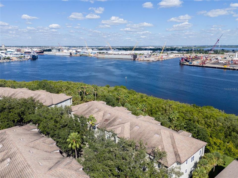 For Rent: $4,000 (2 beds, 2 baths, 1229 Square Feet)