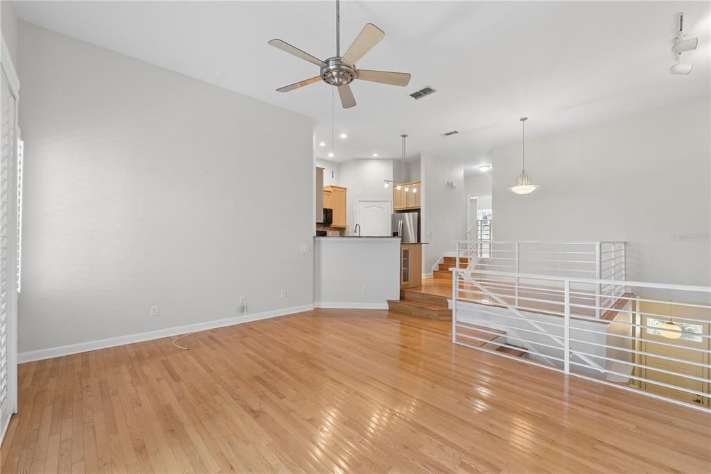 For Rent: $4,000 (2 beds, 2 baths, 1229 Square Feet)