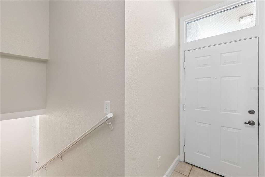 For Rent: $4,000 (2 beds, 2 baths, 1229 Square Feet)