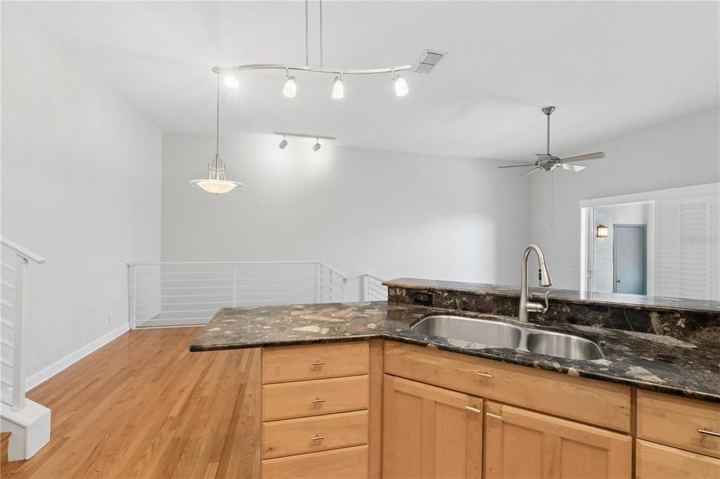 For Rent: $4,000 (2 beds, 2 baths, 1229 Square Feet)