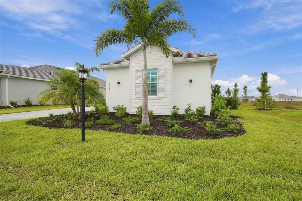 For Rent: $5,500 (2 beds, 2 baths, 1850 Square Feet)