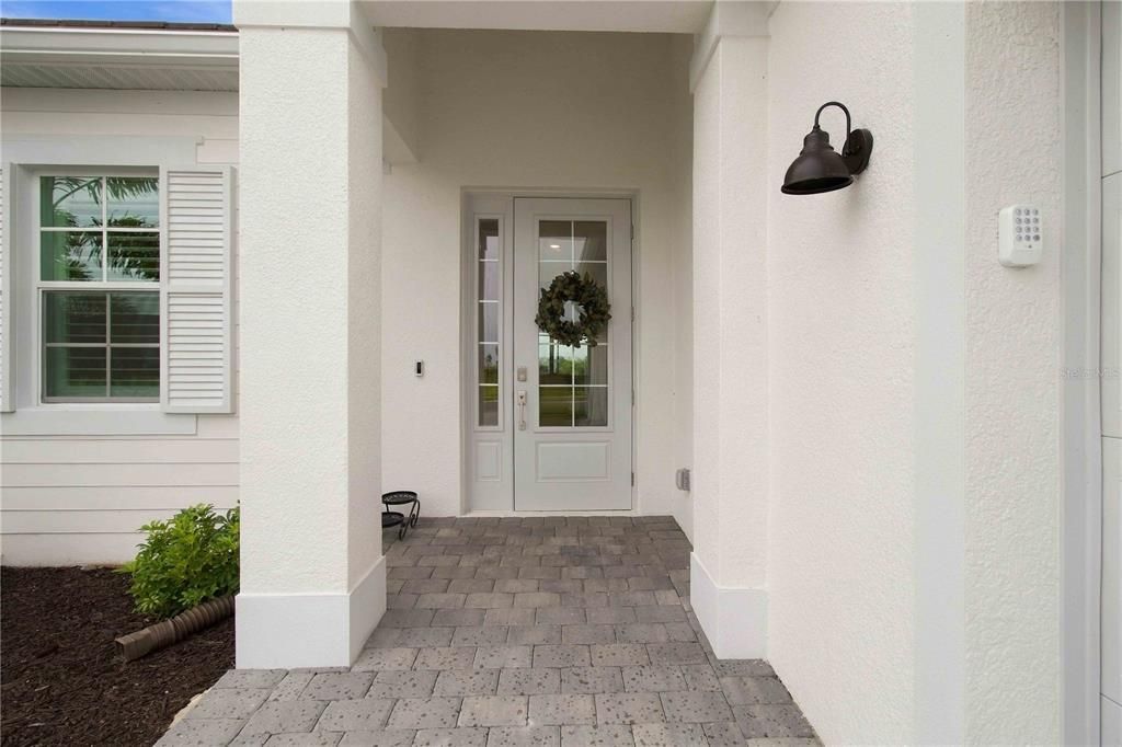 For Rent: $5,500 (2 beds, 2 baths, 1850 Square Feet)