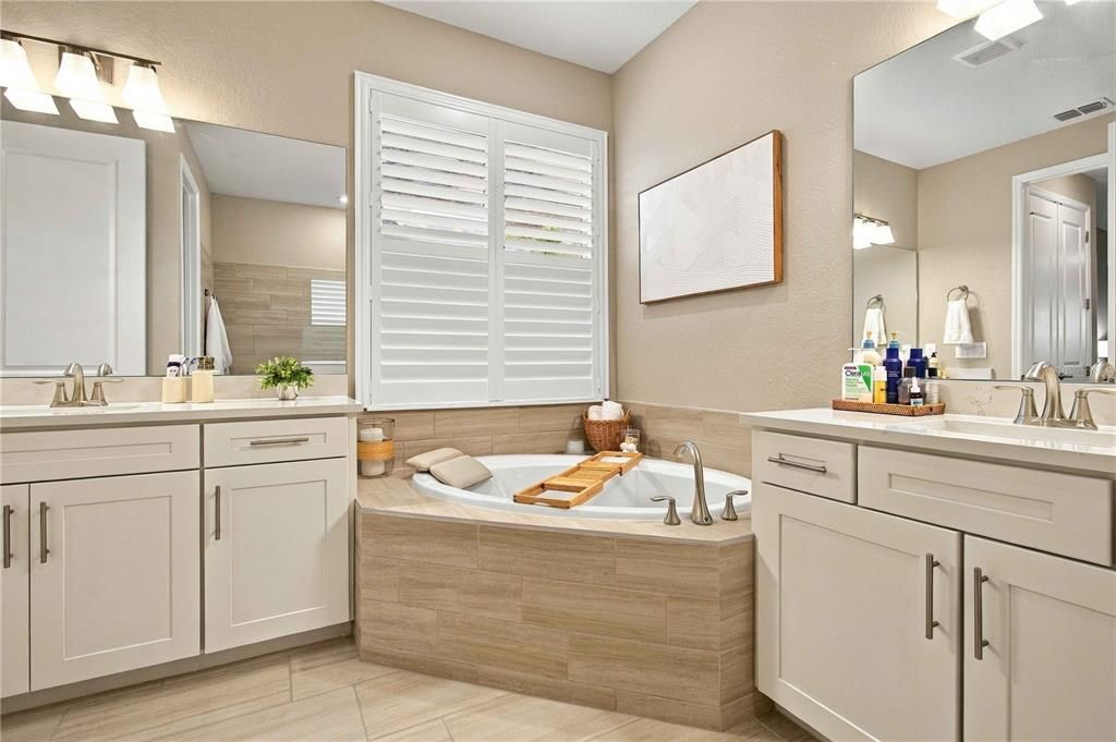 For Rent: $5,500 (2 beds, 2 baths, 1850 Square Feet)