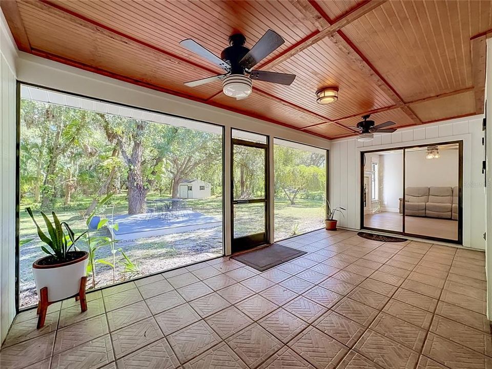 En Venta: $699,000 (3 camas, 2 baños, 1878 Pies cuadrados)