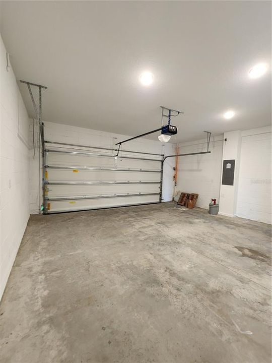 На продажу: $424,900 (4 спален, 2 ванн, 1678 Квадратных фут)