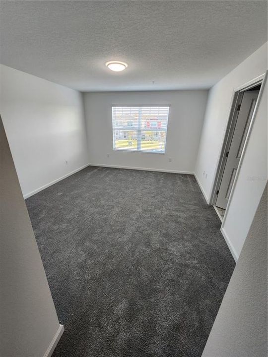 На продажу: $424,900 (4 спален, 2 ванн, 1678 Квадратных фут)