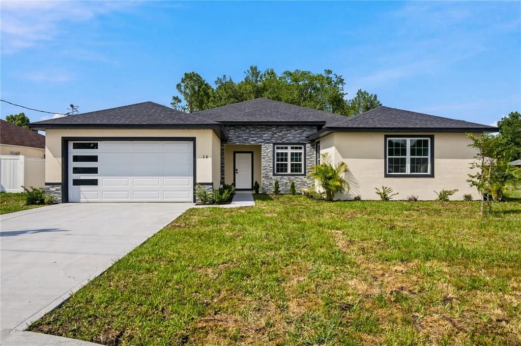 Recently Rented: $2,100 (3 beds, 2 baths, 1381 Square Feet)
