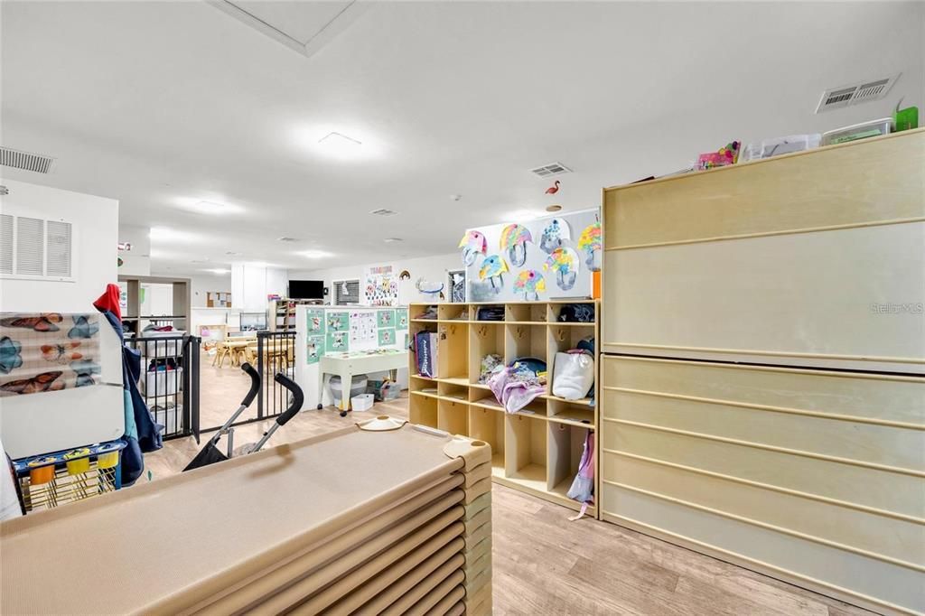 В аренду: $2,500 (3 спален, 2 ванн, 3950 Квадратных фут)