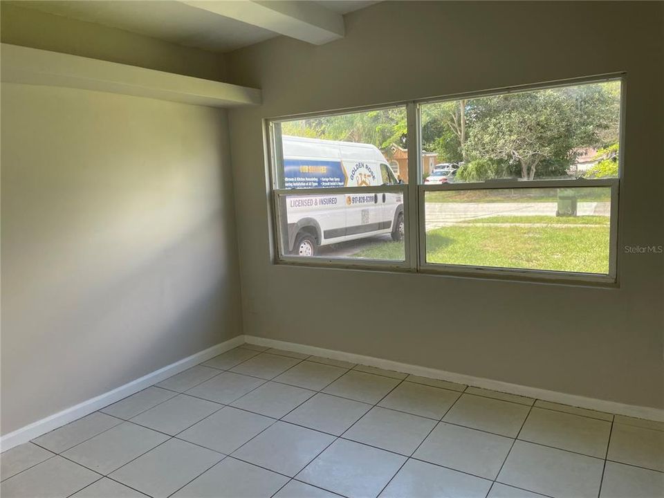 For Rent: $1,995 (3 beds, 1 baths, 1051 Square Feet)